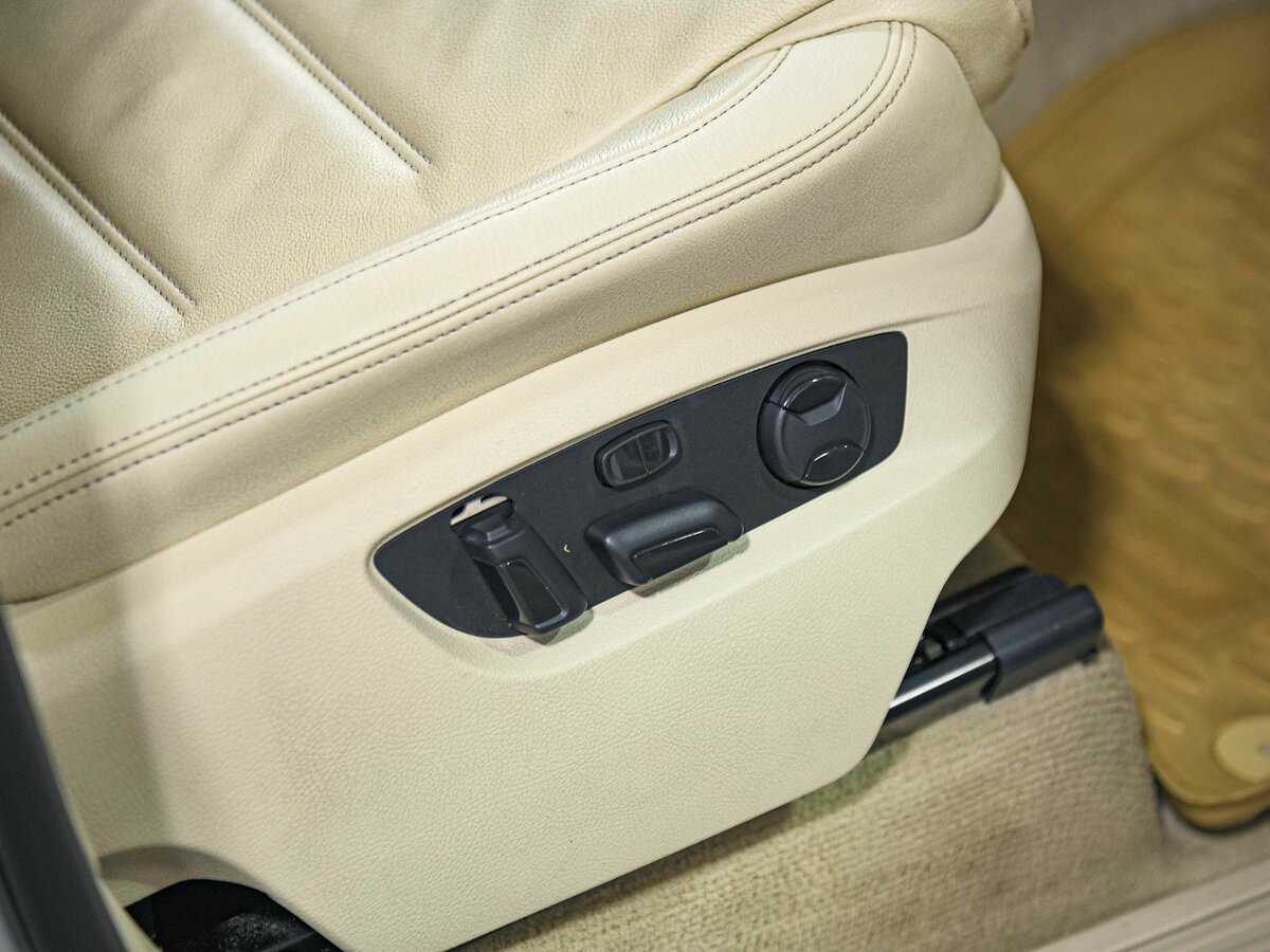 Volkswagen Touareg 2013 года с пробегом. Фото: #18