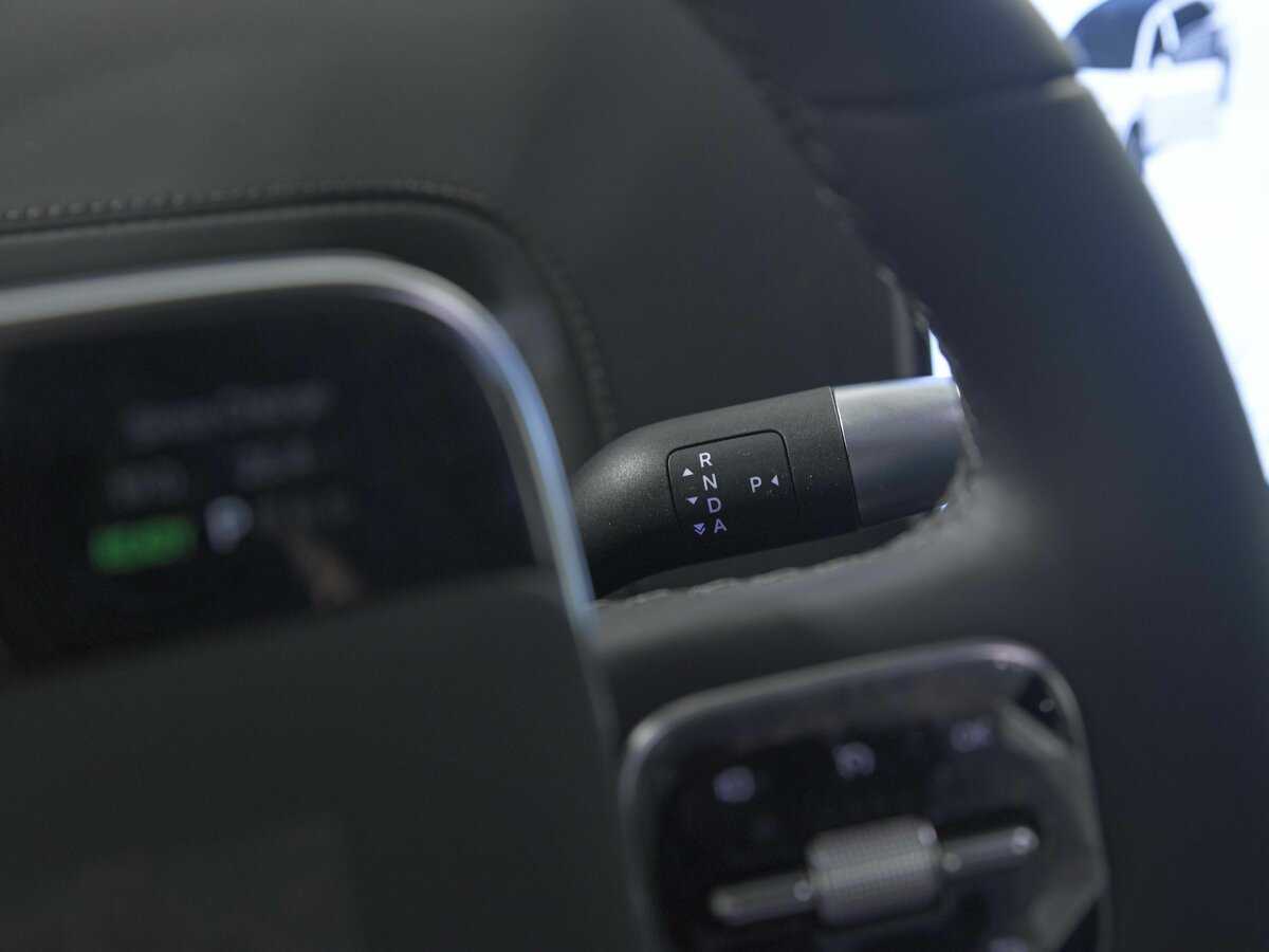 LiXiang L7 2024 года с пробегом. Фото: #9