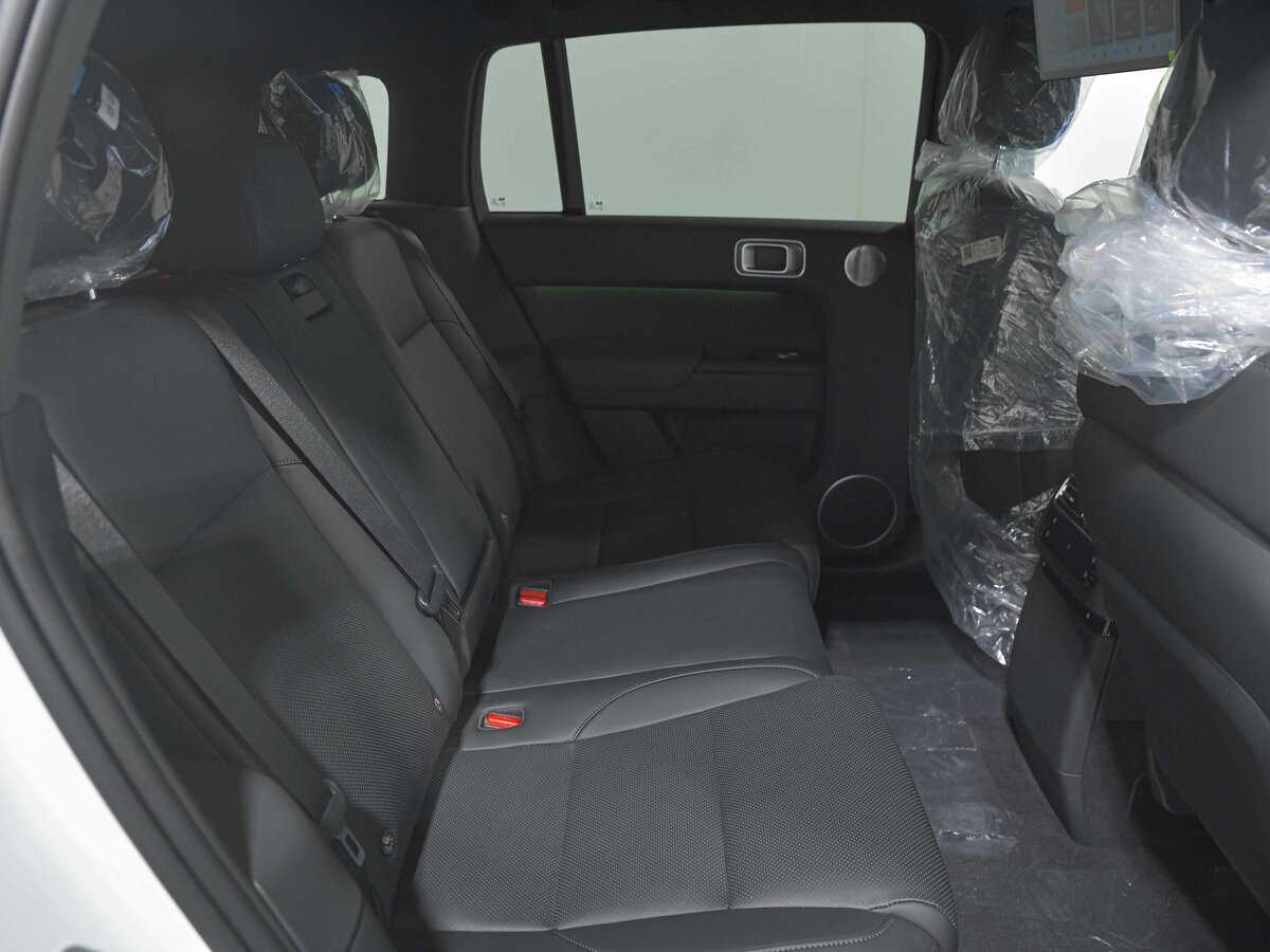 LiXiang L7 2024 года с пробегом. Фото: #16