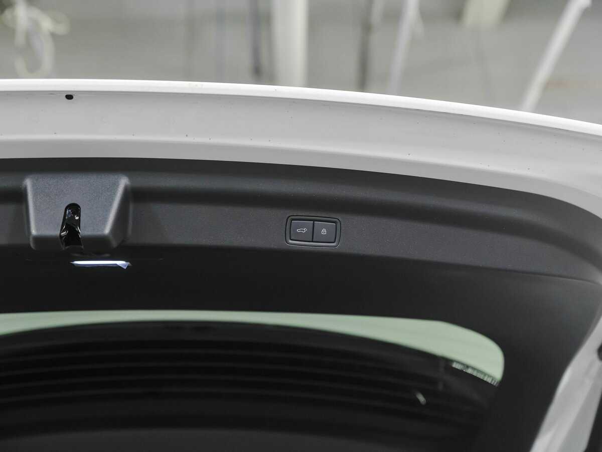 LiXiang L7 2024 года с пробегом. Фото: #23