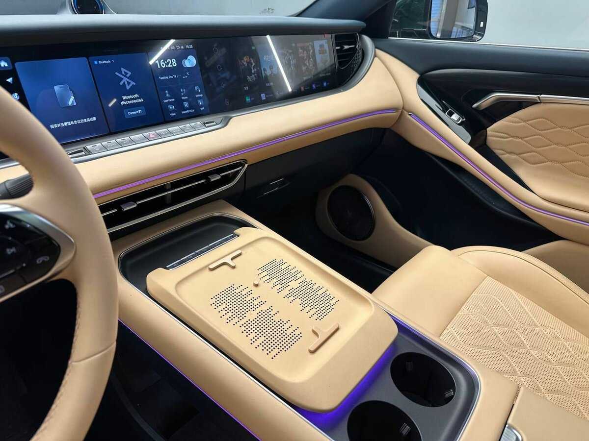 Voyah Free 2024 года с пробегом. Фото: #7