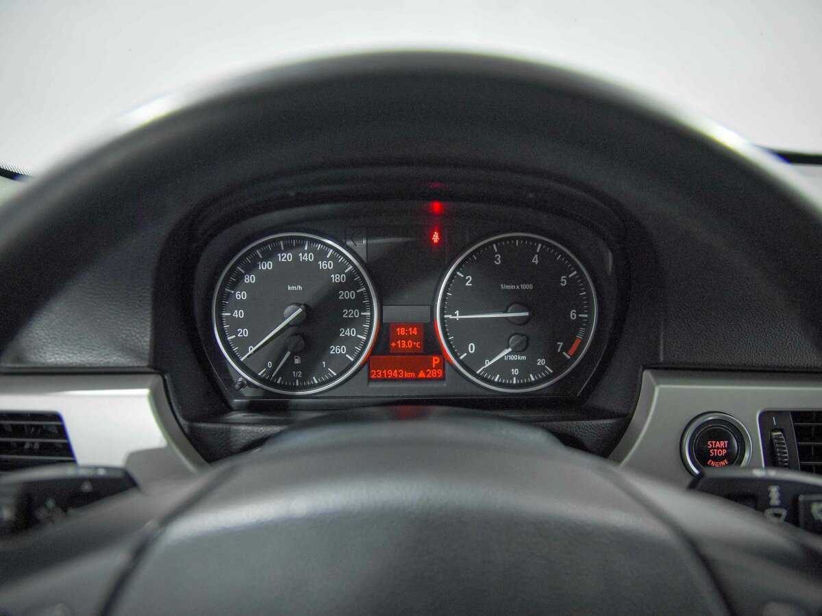 BMW 3 серии 2011 года с пробегом. Фото: #5