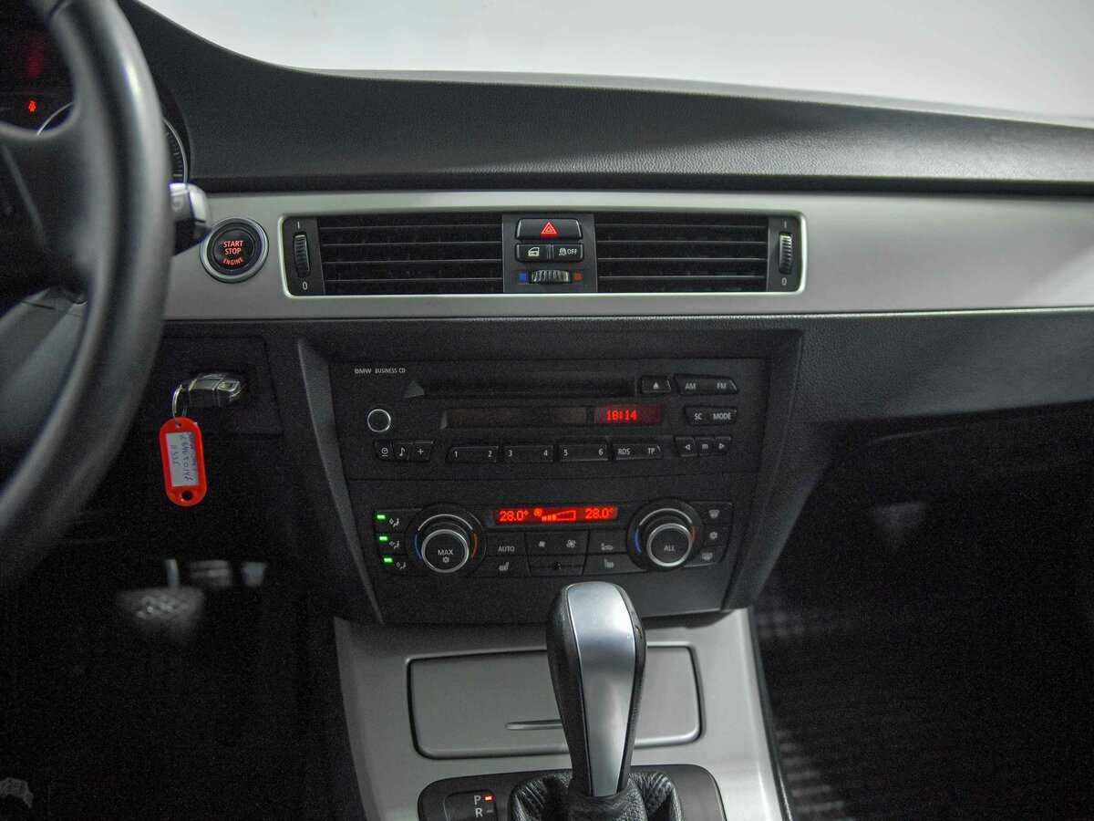 BMW 3 серии 2011 года с пробегом. Фото: #7