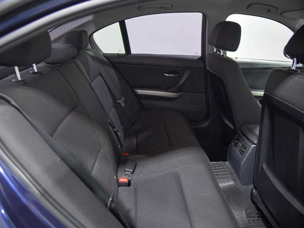 BMW 3 серии 2011 года с пробегом. Фото: #10