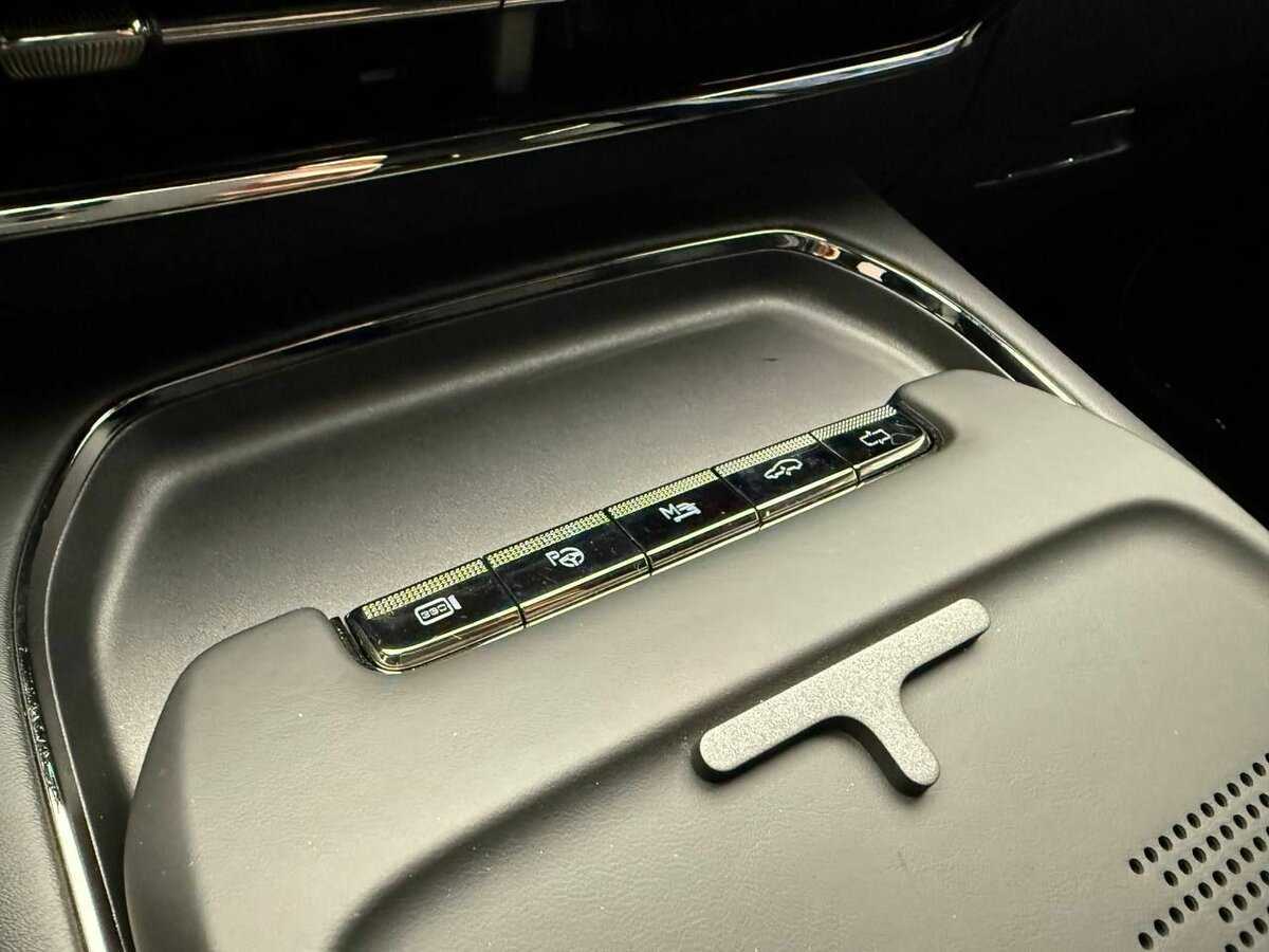 Voyah Free 2024 года с пробегом. Фото: #10