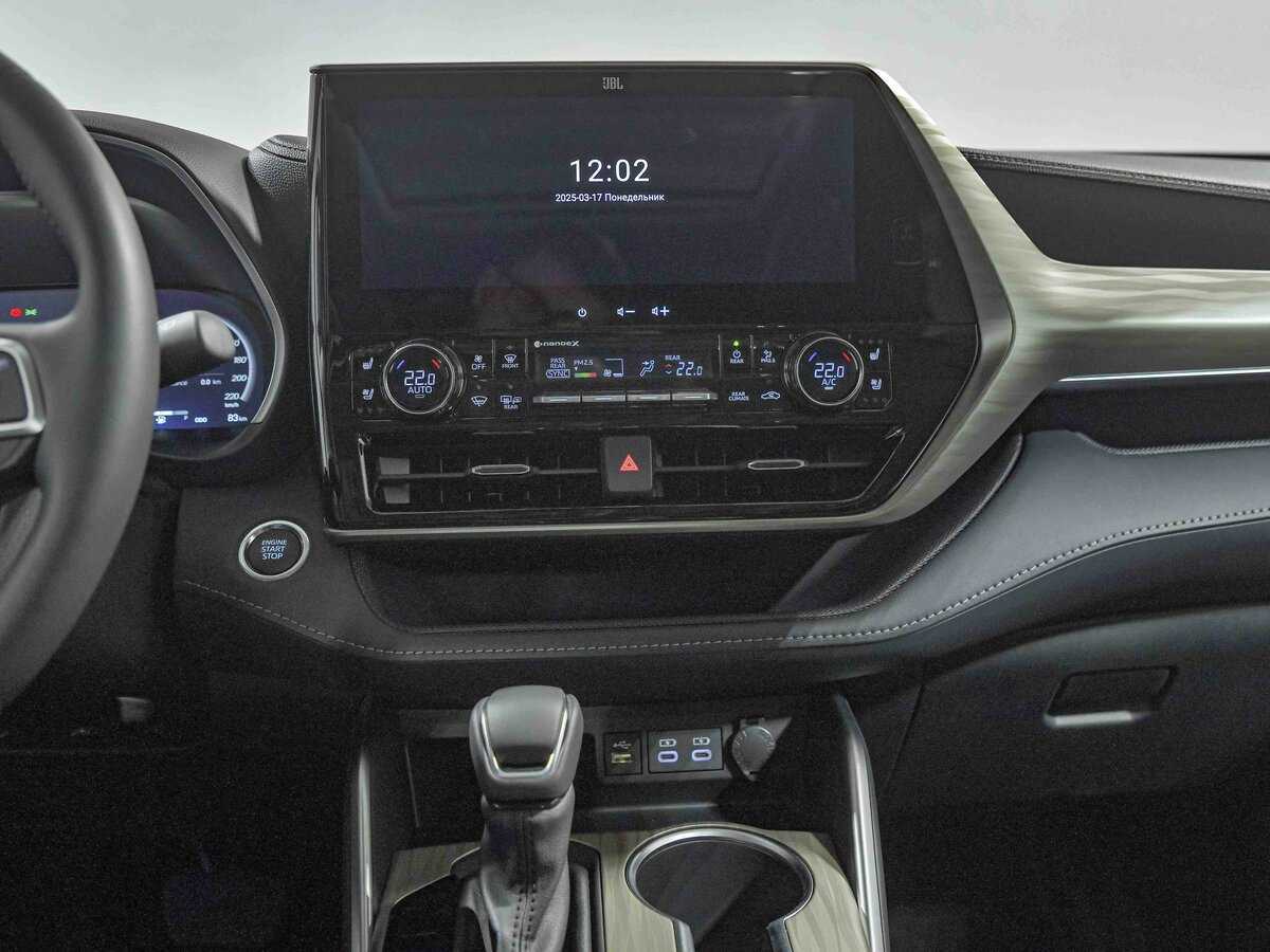 Toyota Highlander 2024 года с пробегом. Фото: #8