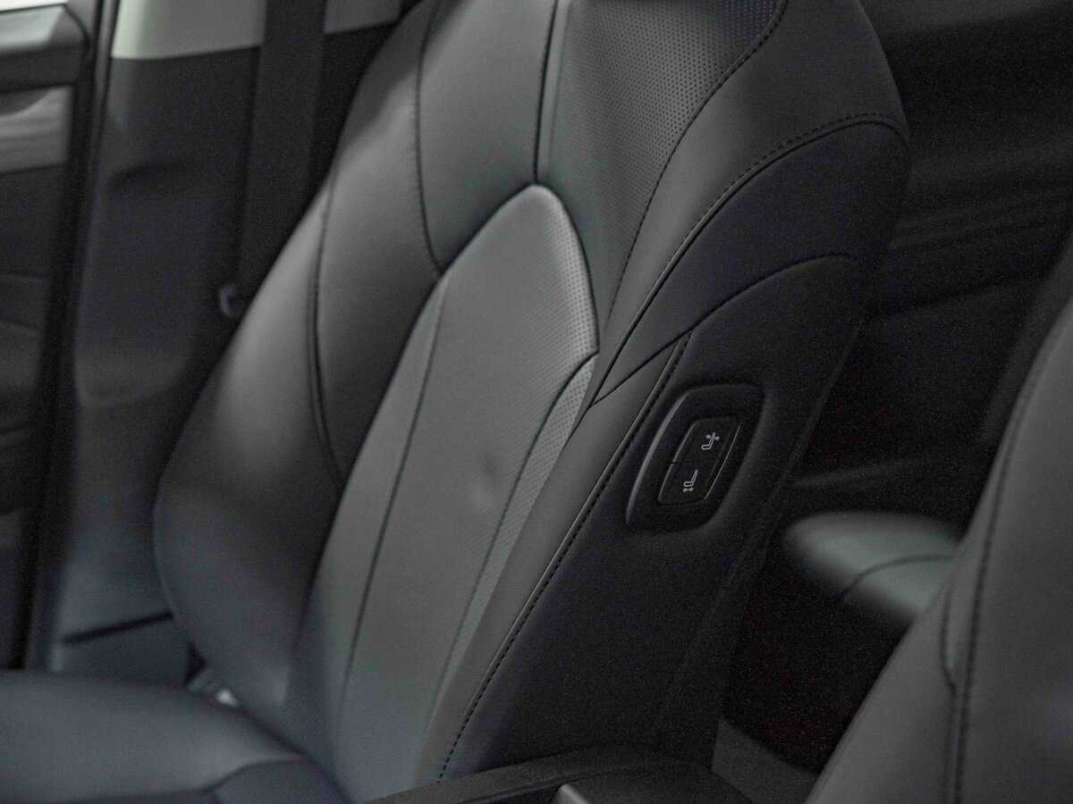 Toyota Highlander 2024 года с пробегом. Фото: #12