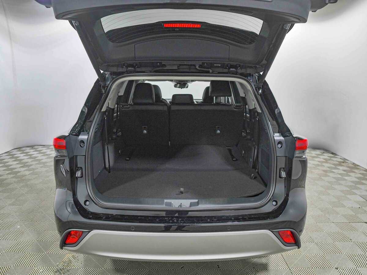 Toyota Highlander 2024 года с пробегом. Фото: #19