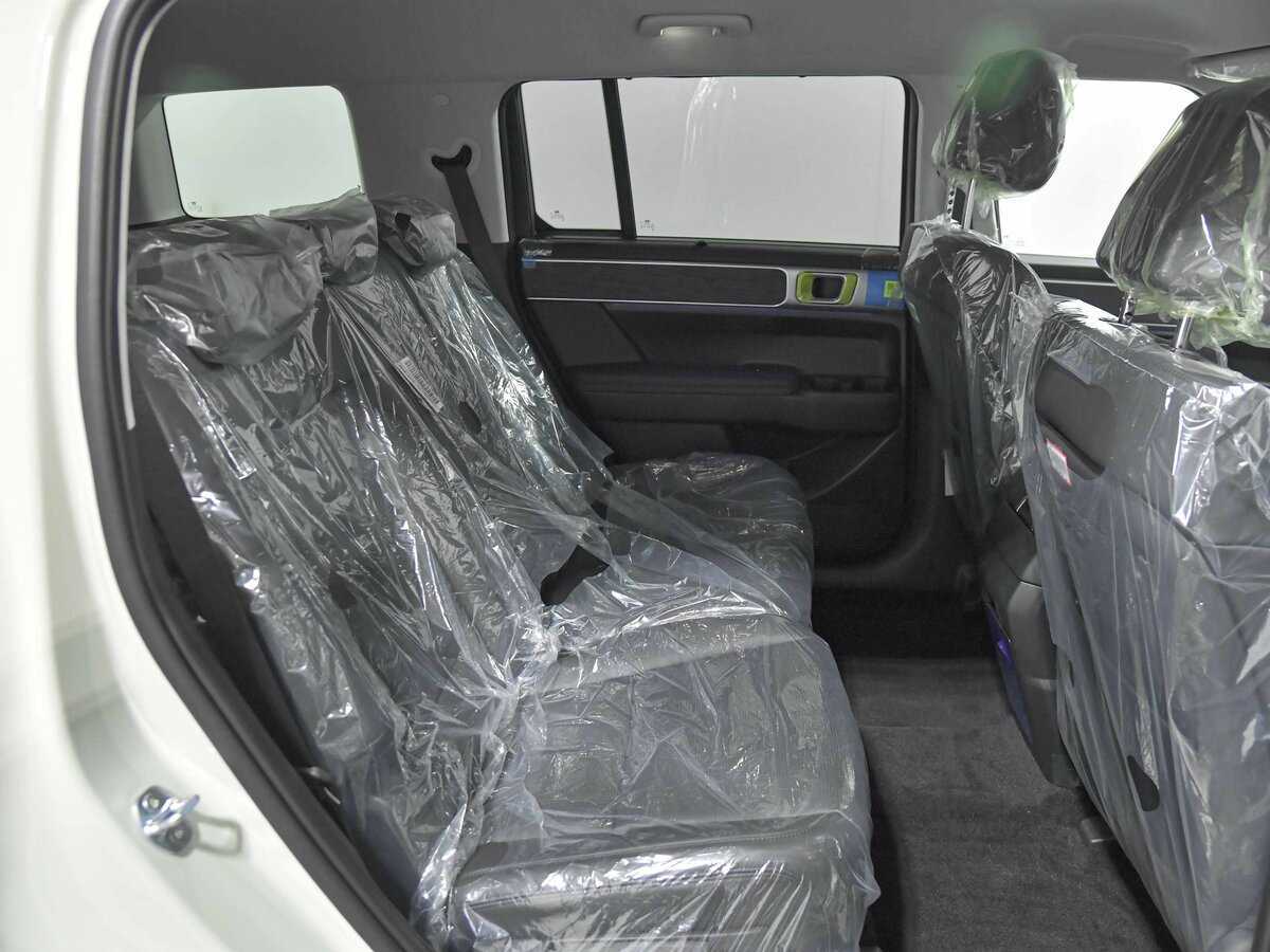 Hyundai Santa Fe 2024 года с пробегом. Фото: #17