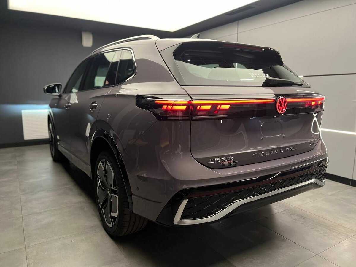 Volkswagen Tiguan 2024 года с пробегом. Фото: #3