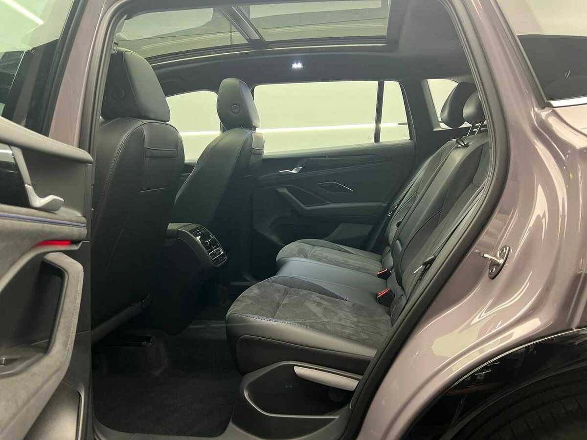 Volkswagen Tiguan 2024 года с пробегом. Фото: #12