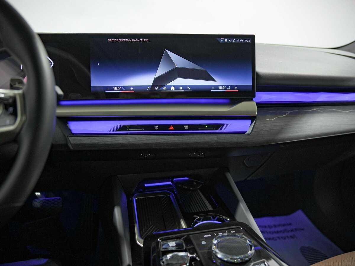 BMW 5 серии 2024 года с пробегом. Фото: #11