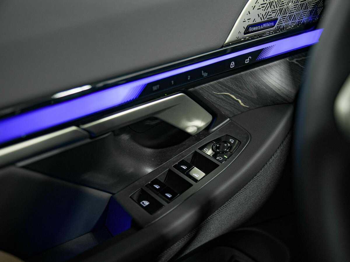 BMW 5 серии 2024 года с пробегом. Фото: #15