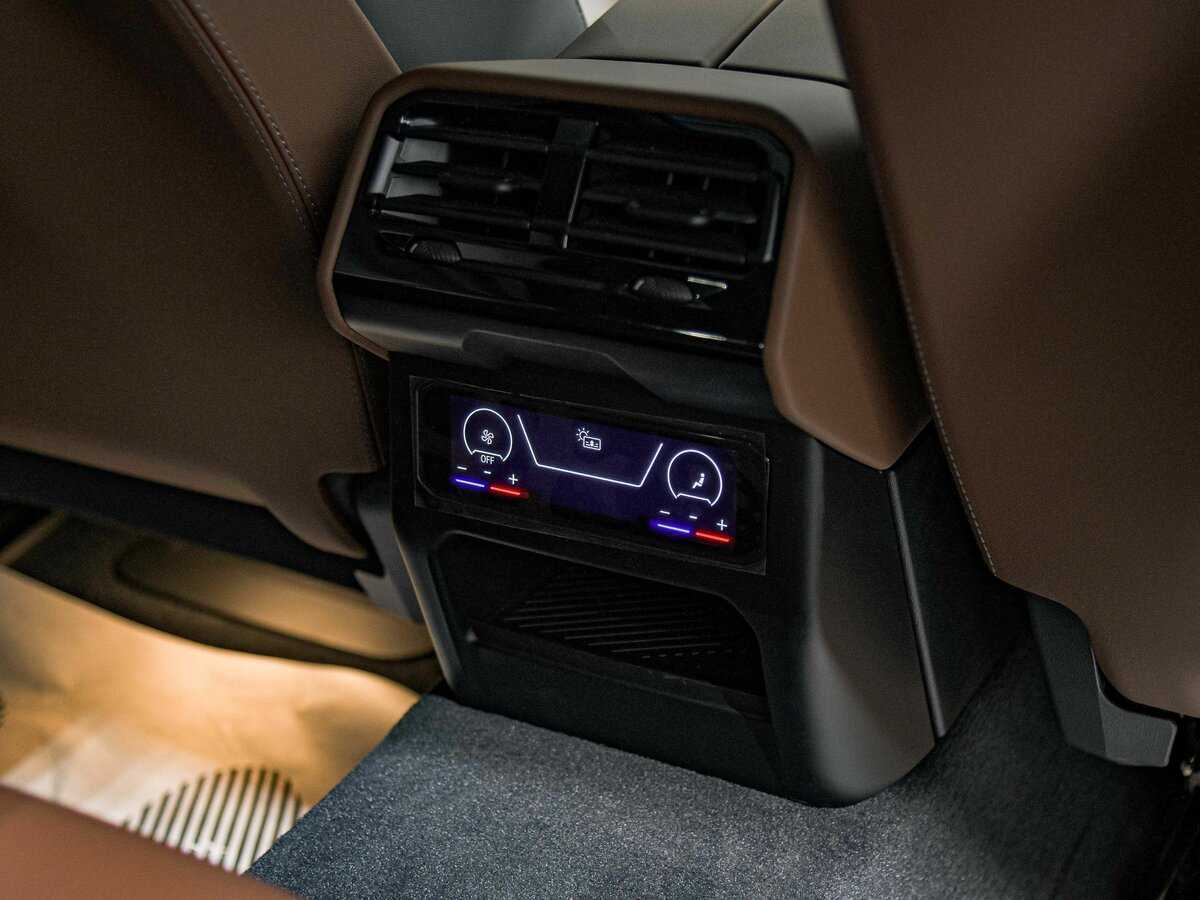 BMW 5 серии 2024 года с пробегом. Фото: #21