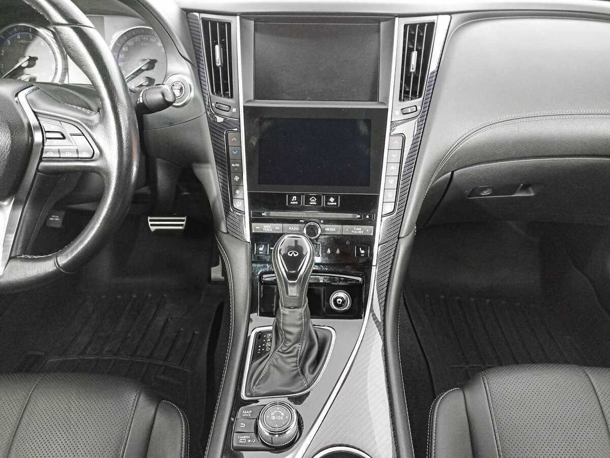 Infiniti Q60 2017 года с пробегом. Фото: #14