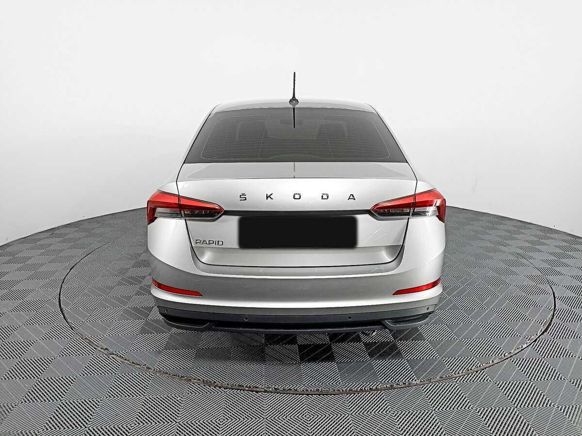 Б/У Шкода Рапид 2021 года. Фото: #5