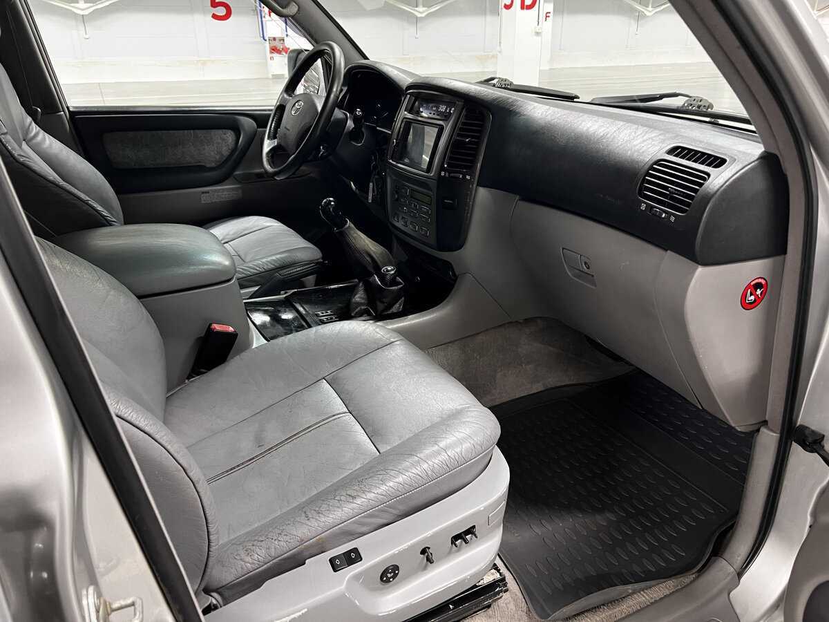 Toyota Land Cruiser 2006 года с пробегом. Фото: #10