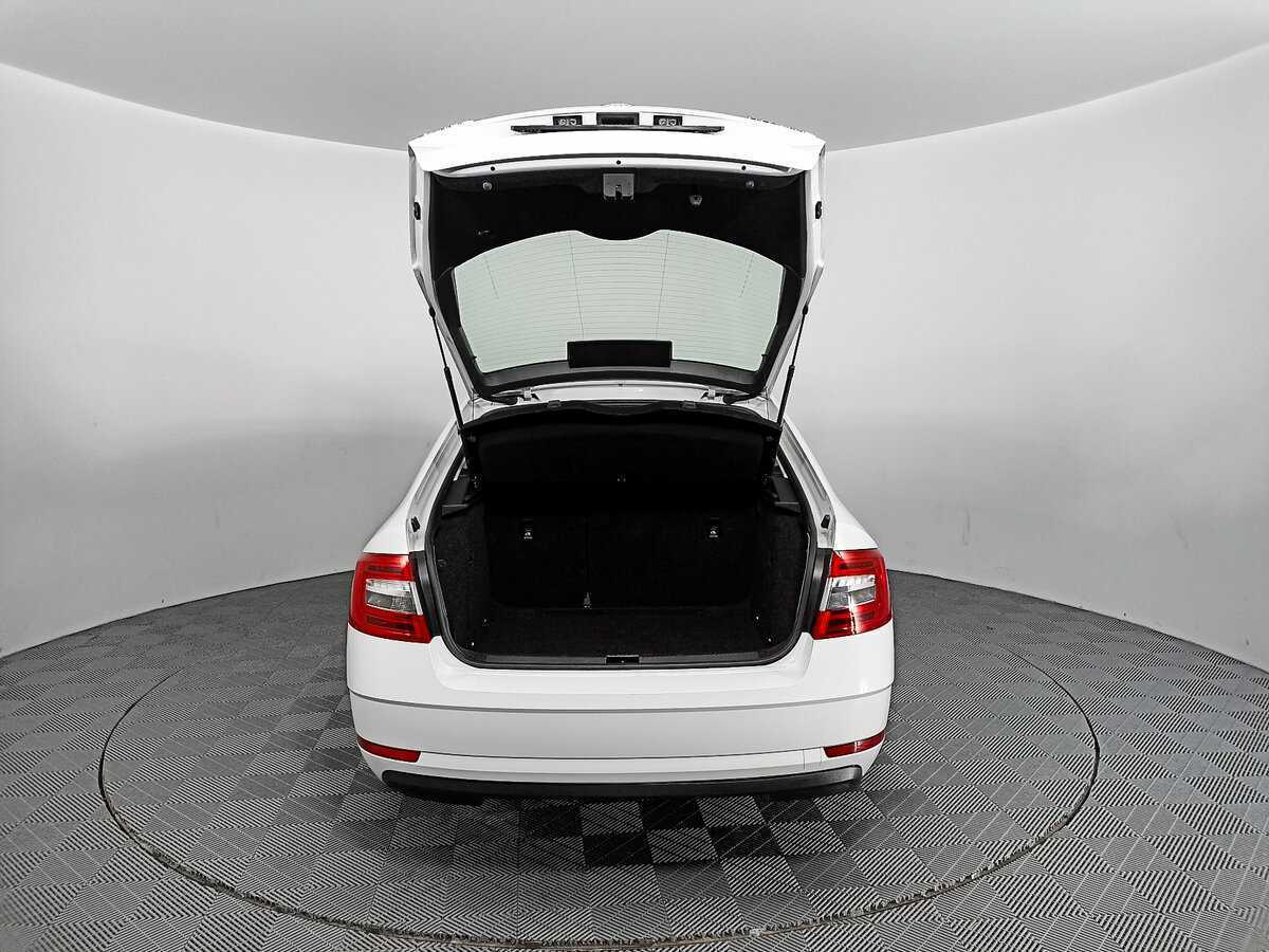 Skoda Octavia 2020 года с пробегом. Фото: #9