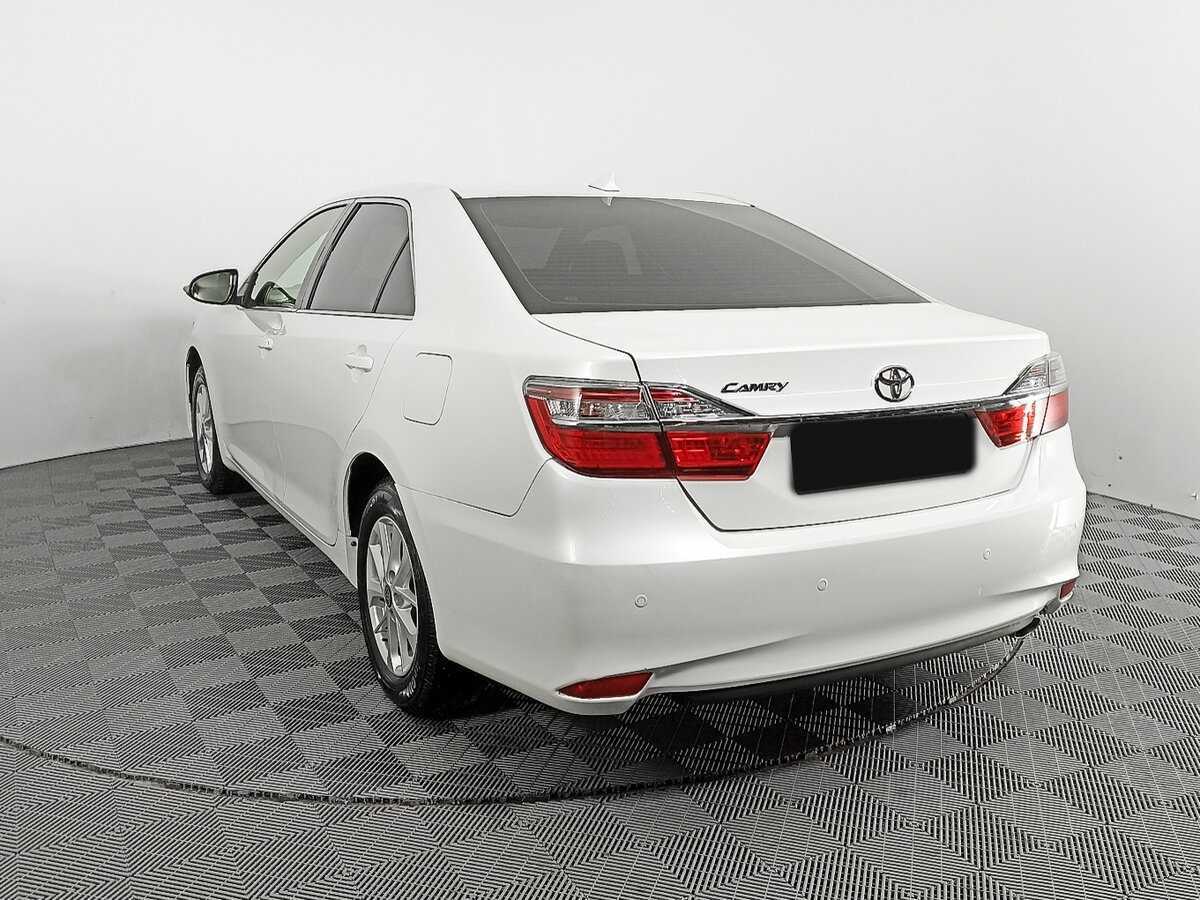 Toyota Camry 2017 года с пробегом. Фото: #6
