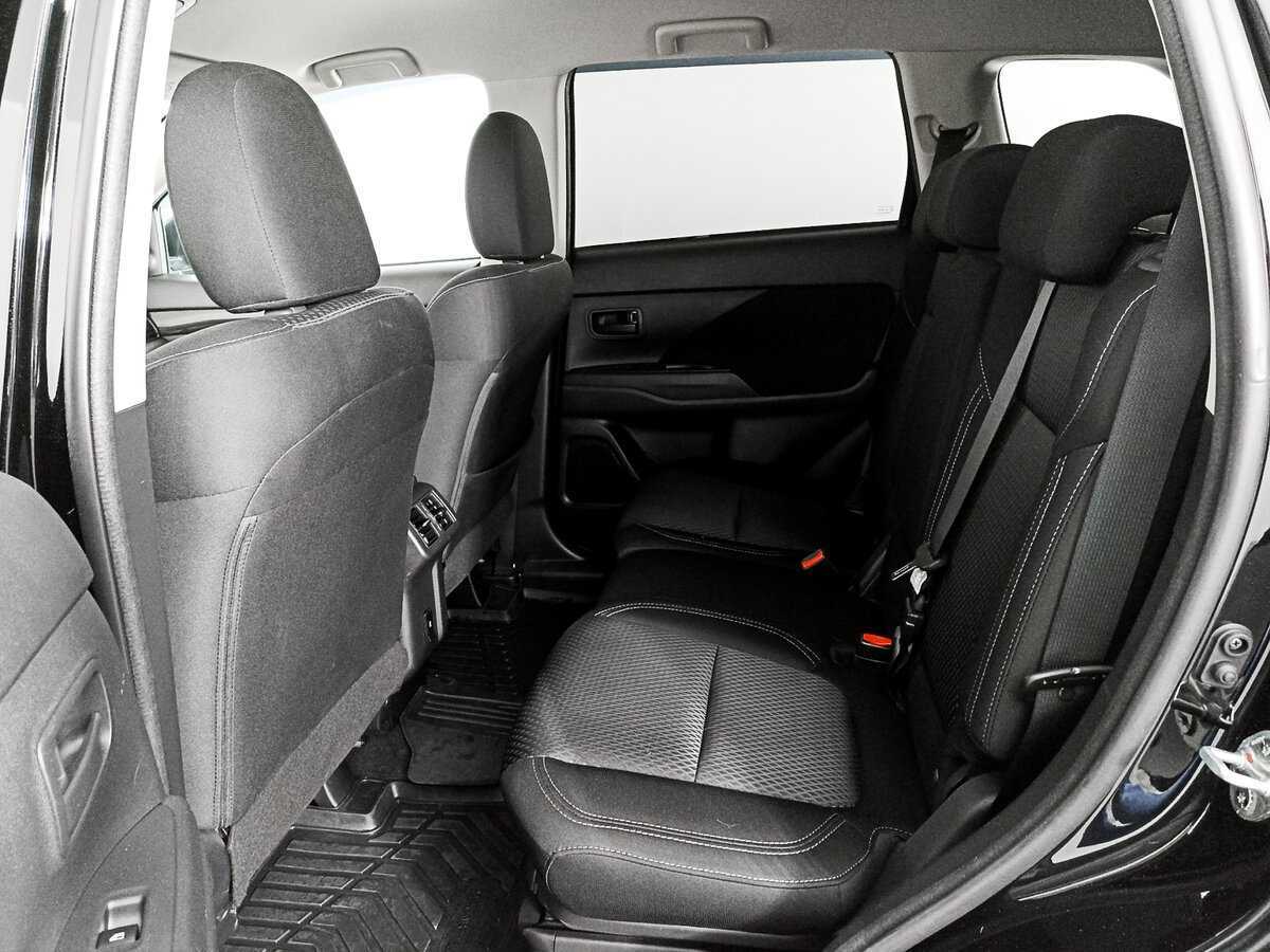 Mitsubishi Outlander 2021 года с пробегом. Фото: #8