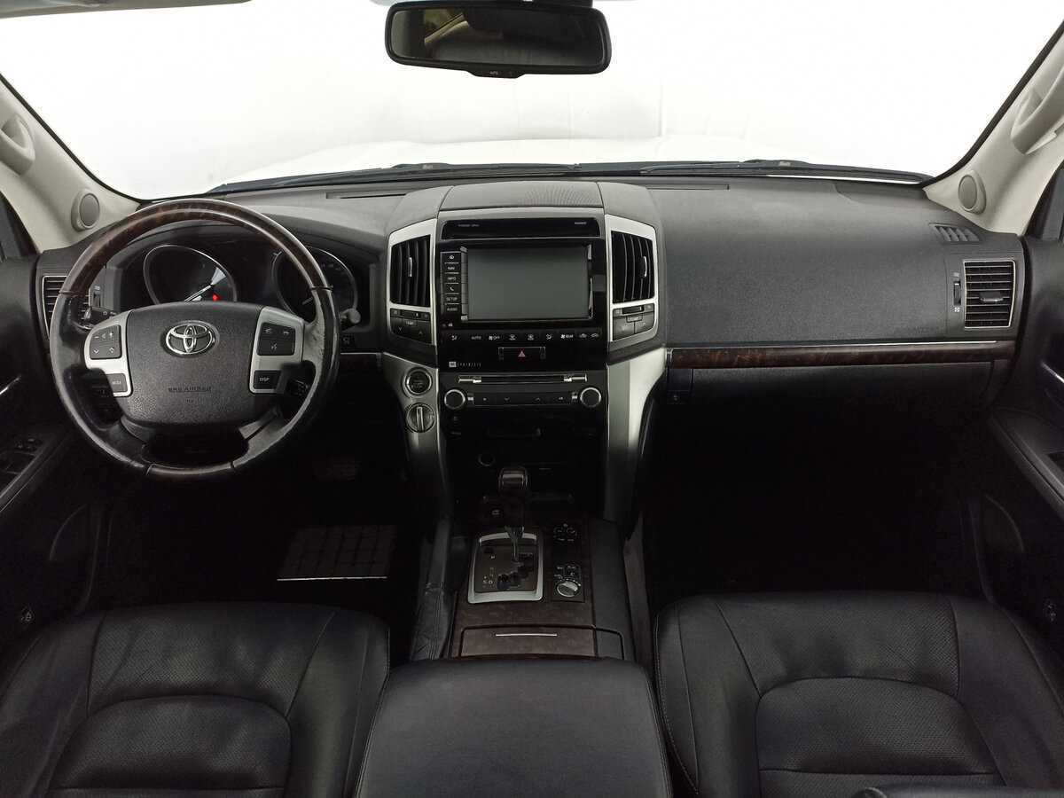 Toyota Land Cruiser 2015 года с пробегом. Фото: #13