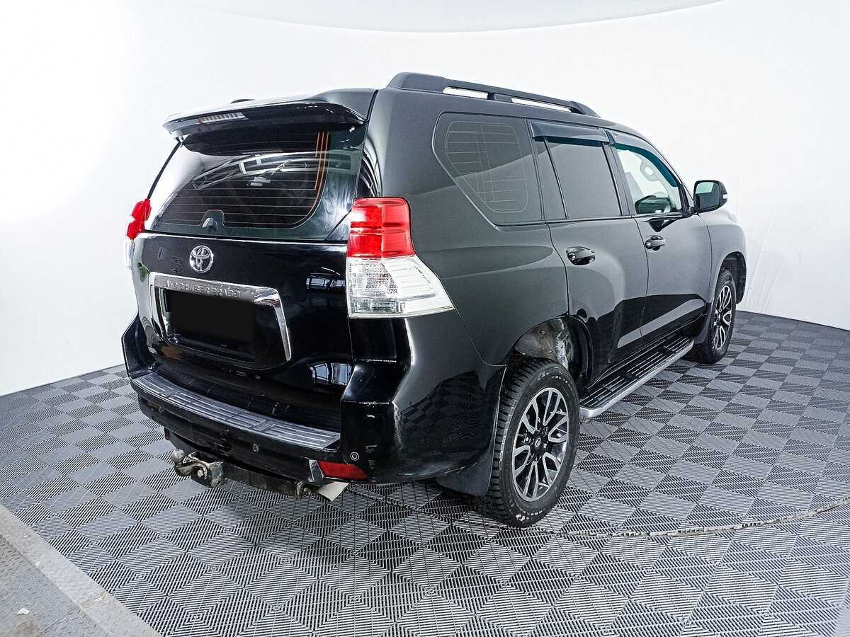 Toyota Land Cruiser Prado 2011 года с пробегом. Фото: #4