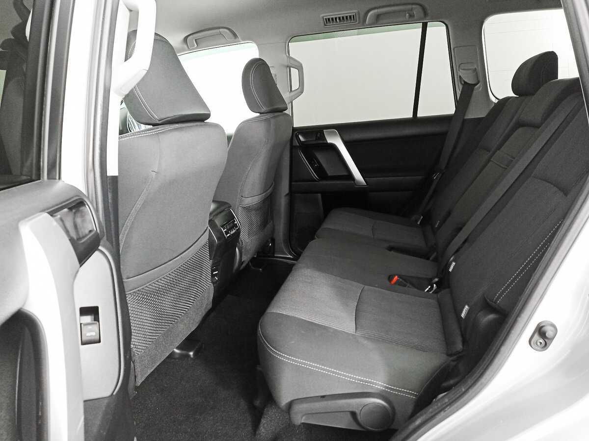 Toyota Land Cruiser Prado 2018 года с пробегом. Фото: #11