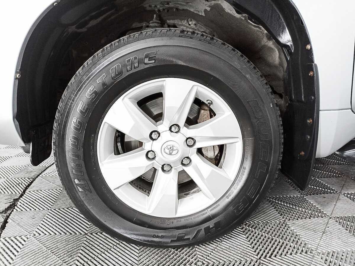 Toyota Land Cruiser Prado 2018 года с пробегом. Фото: #17