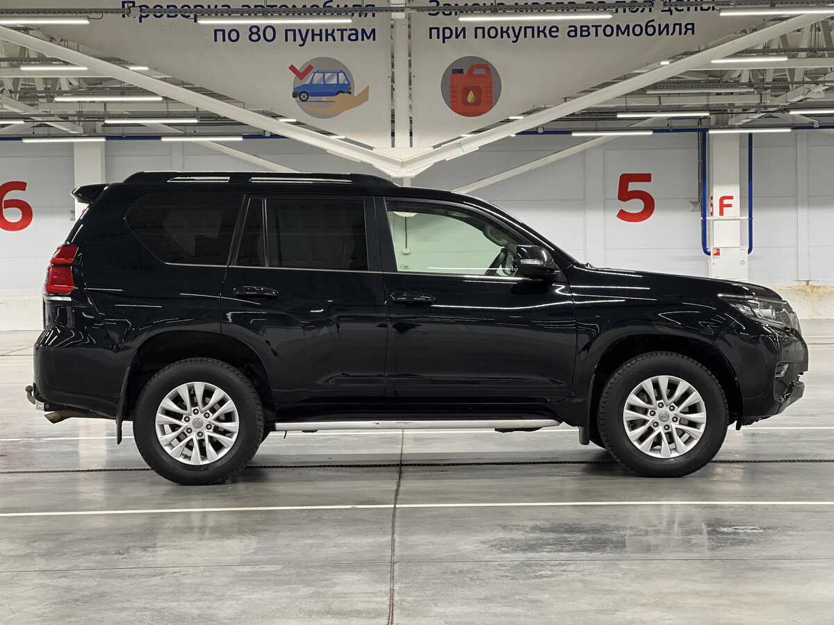 Toyota Land Cruiser Prado 2017 года с пробегом. Фото: #3
