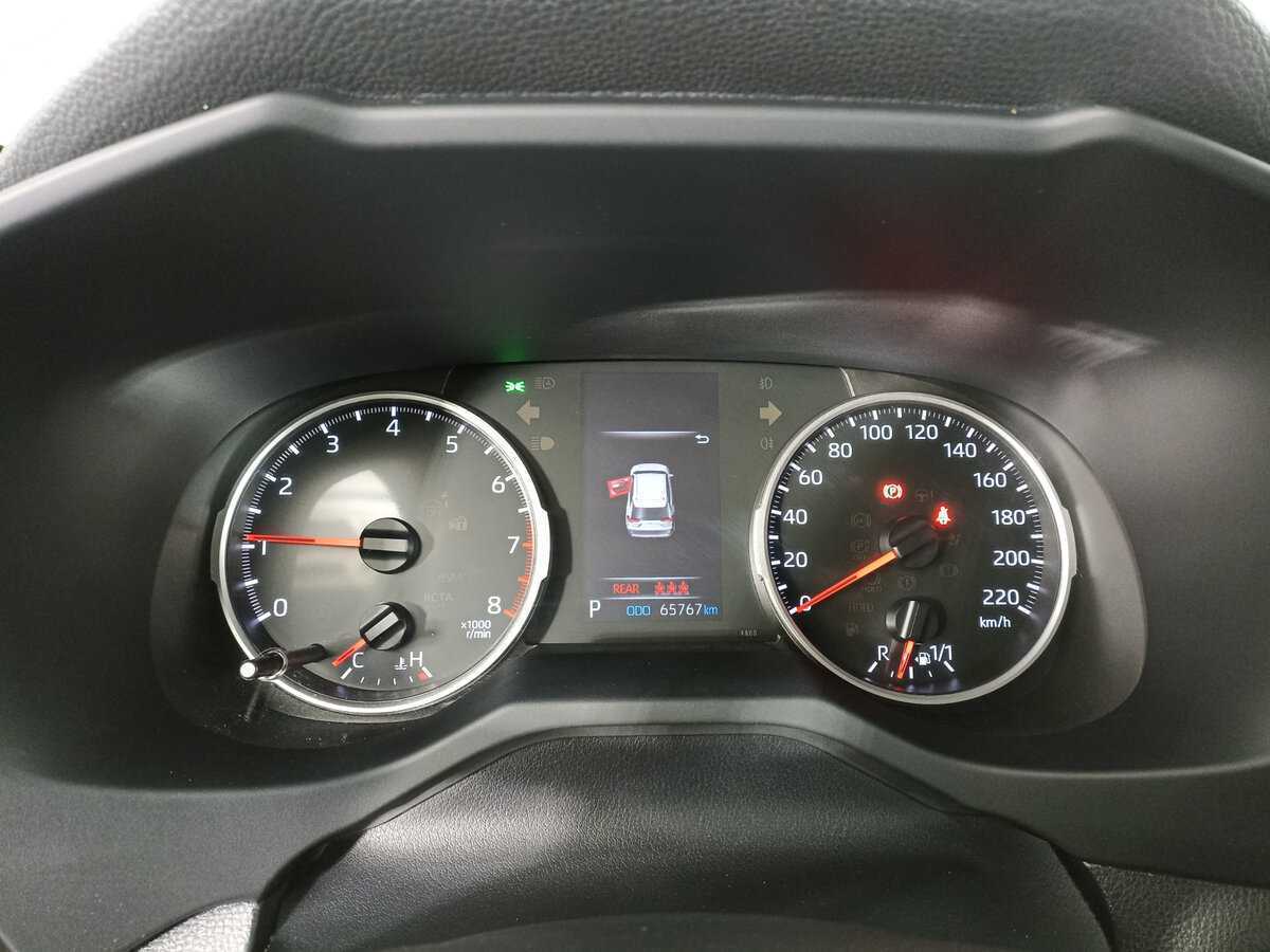 Toyota RAV4 2021 года с пробегом. Фото: #12