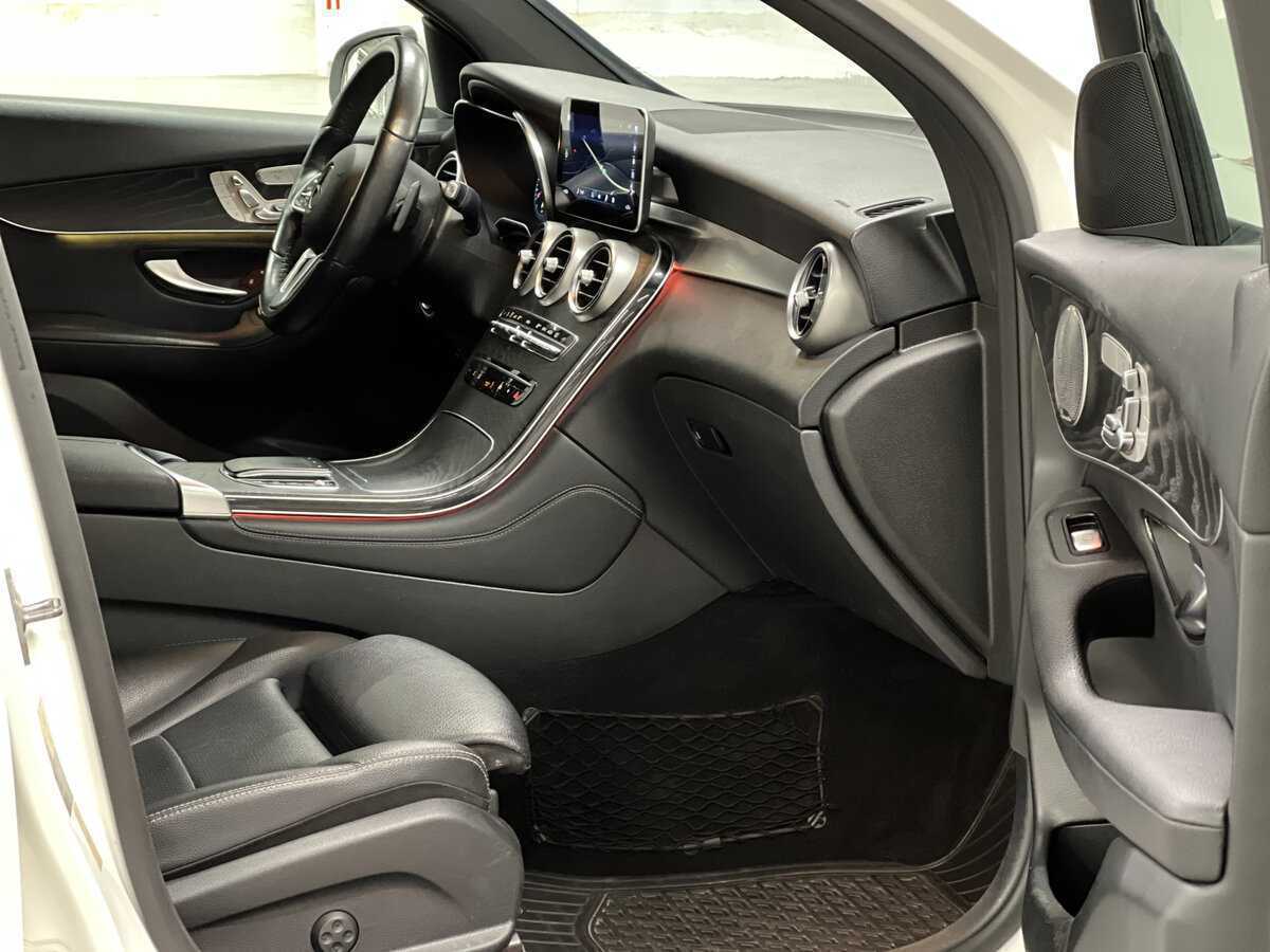 Mercedes-Benz GLC Coupe 2019 года с пробегом. Фото: #10