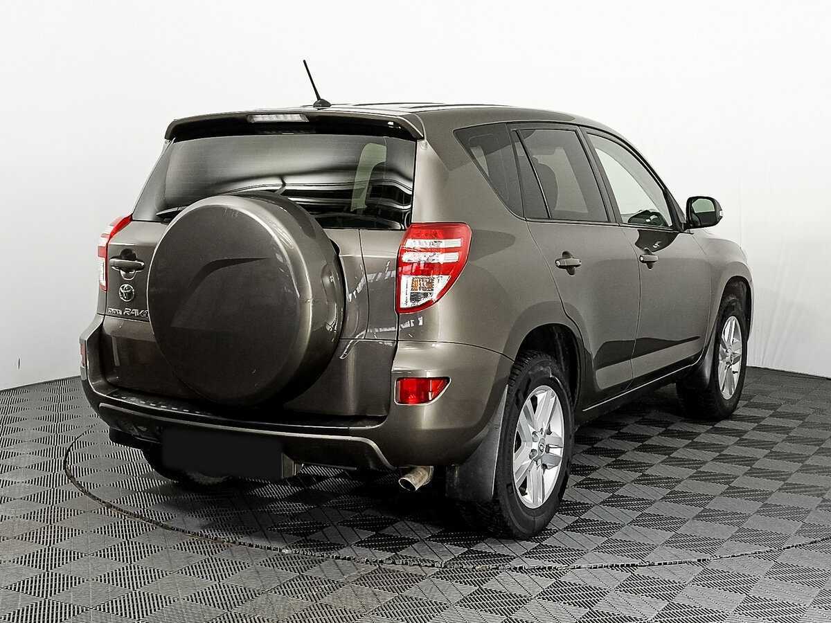 Toyota RAV4 2011 года с пробегом. Фото: #3