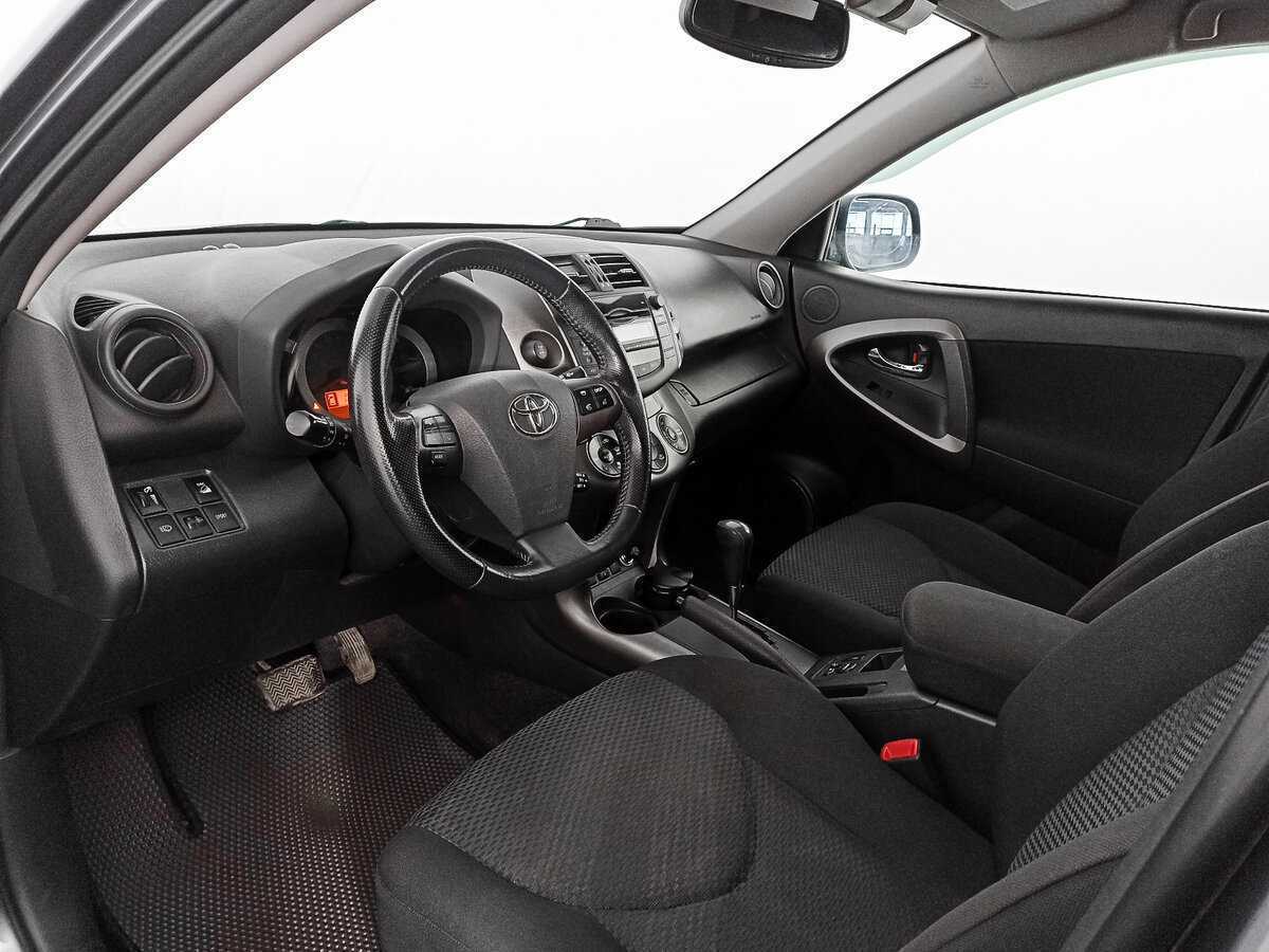 Toyota RAV4 2011 года с пробегом. Фото: #13