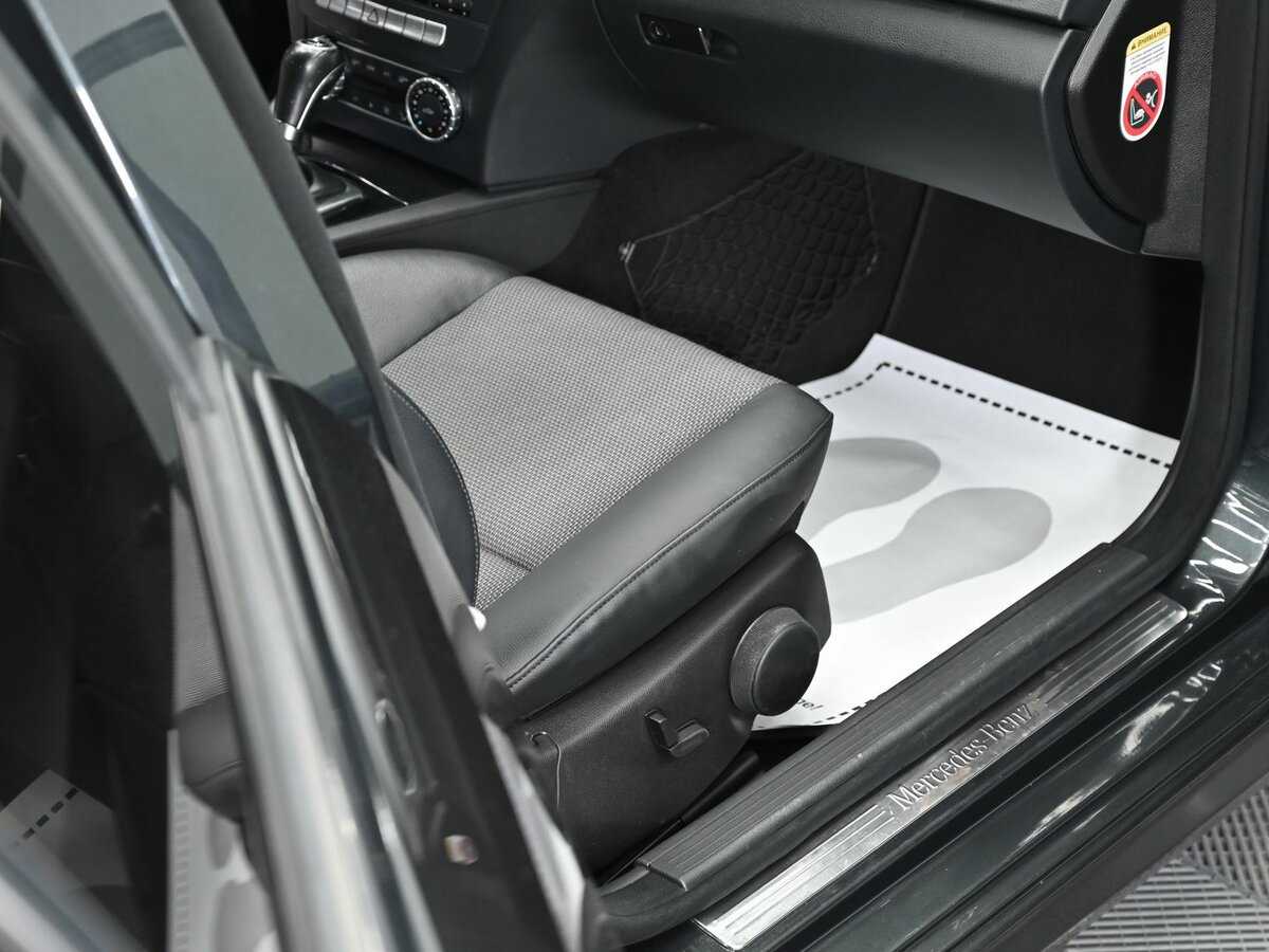 Mercedes-Benz C-Класс 2011 года с пробегом. Фото: #16