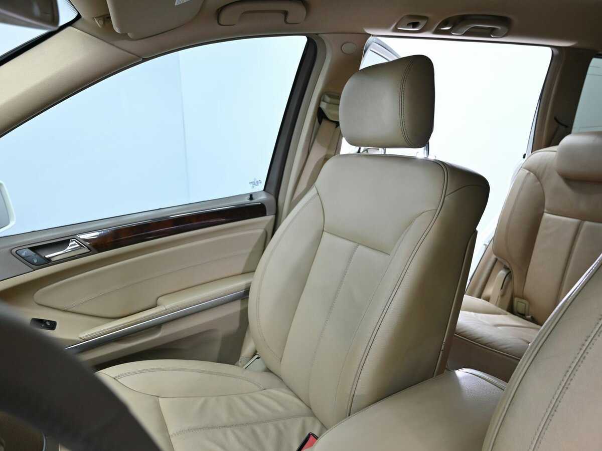 Mercedes-Benz GL-Класс 2010 года с пробегом. Фото: #13