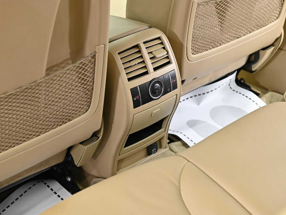 Mercedes-Benz GL-Класс 2011 года с пробегом. Фото: #11