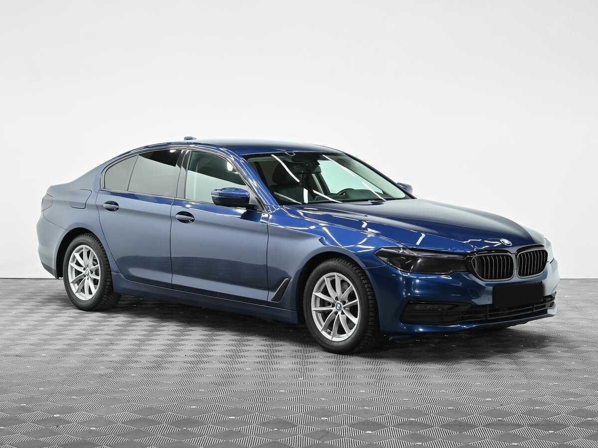 BMW 5 серии 2017 года с пробегом. Фото: #1