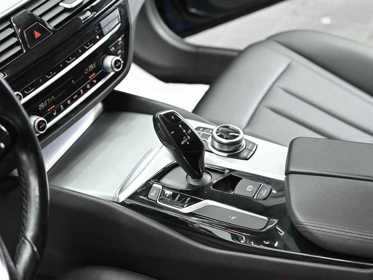 BMW 5 серии 2017 года с пробегом. Фото: #11