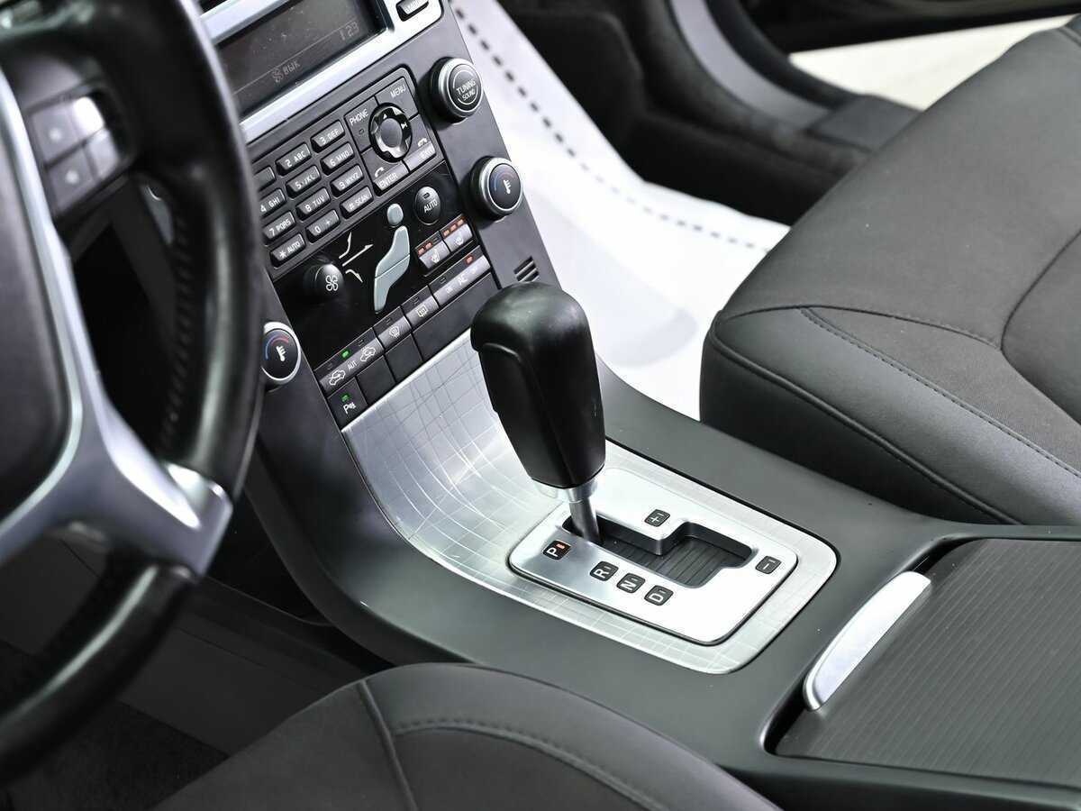 Volvo XC70 2010 года с пробегом. Фото: #9