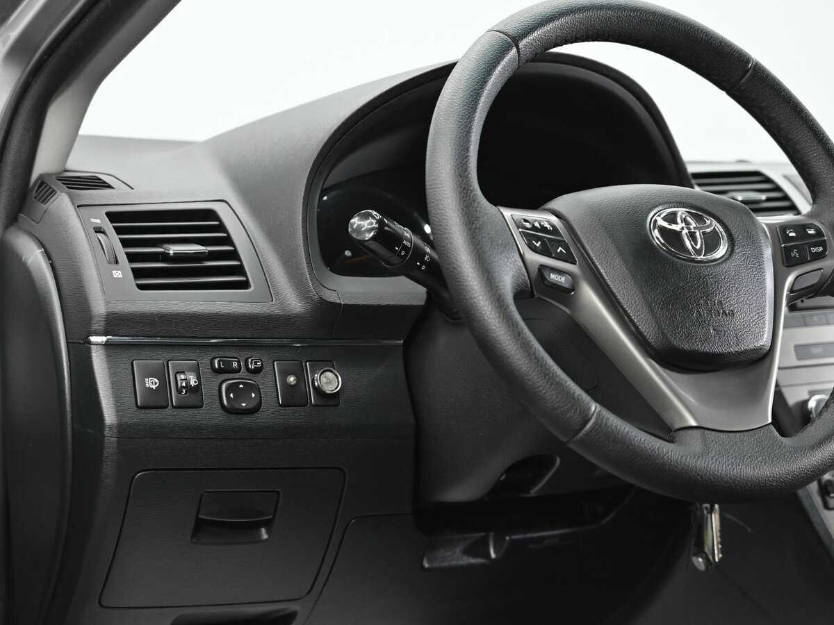 Toyota Avensis 2011 года с пробегом. Фото: #7