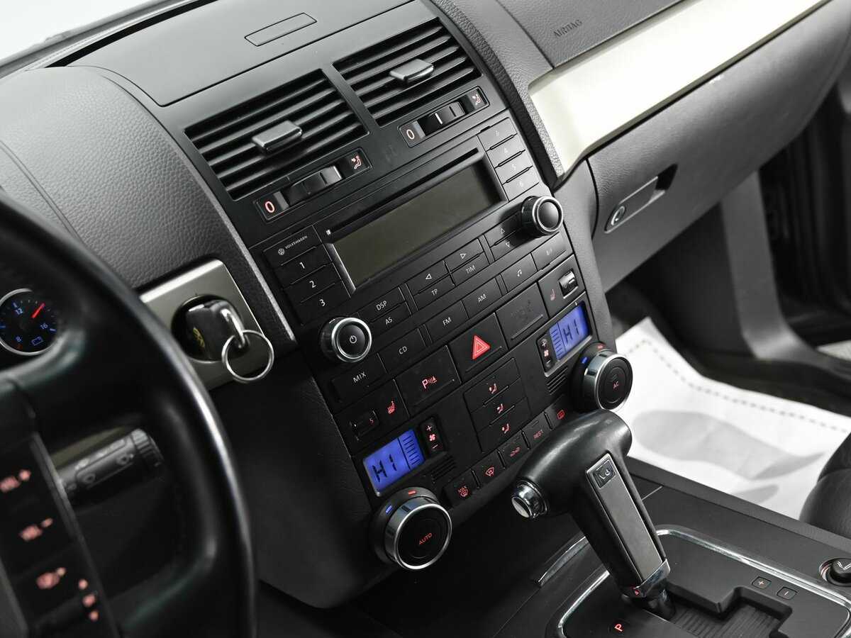 Volkswagen Touareg 2010 года с пробегом. Фото: #10