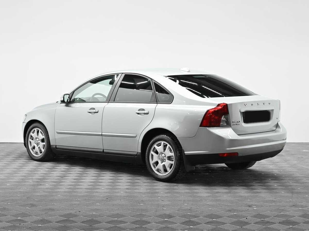 Volvo S40 2008 года с пробегом. Фото: #2