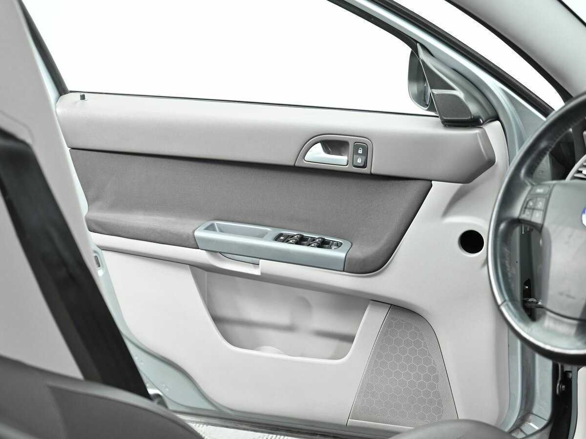 Volvo S40 2008 года с пробегом. Фото: #6