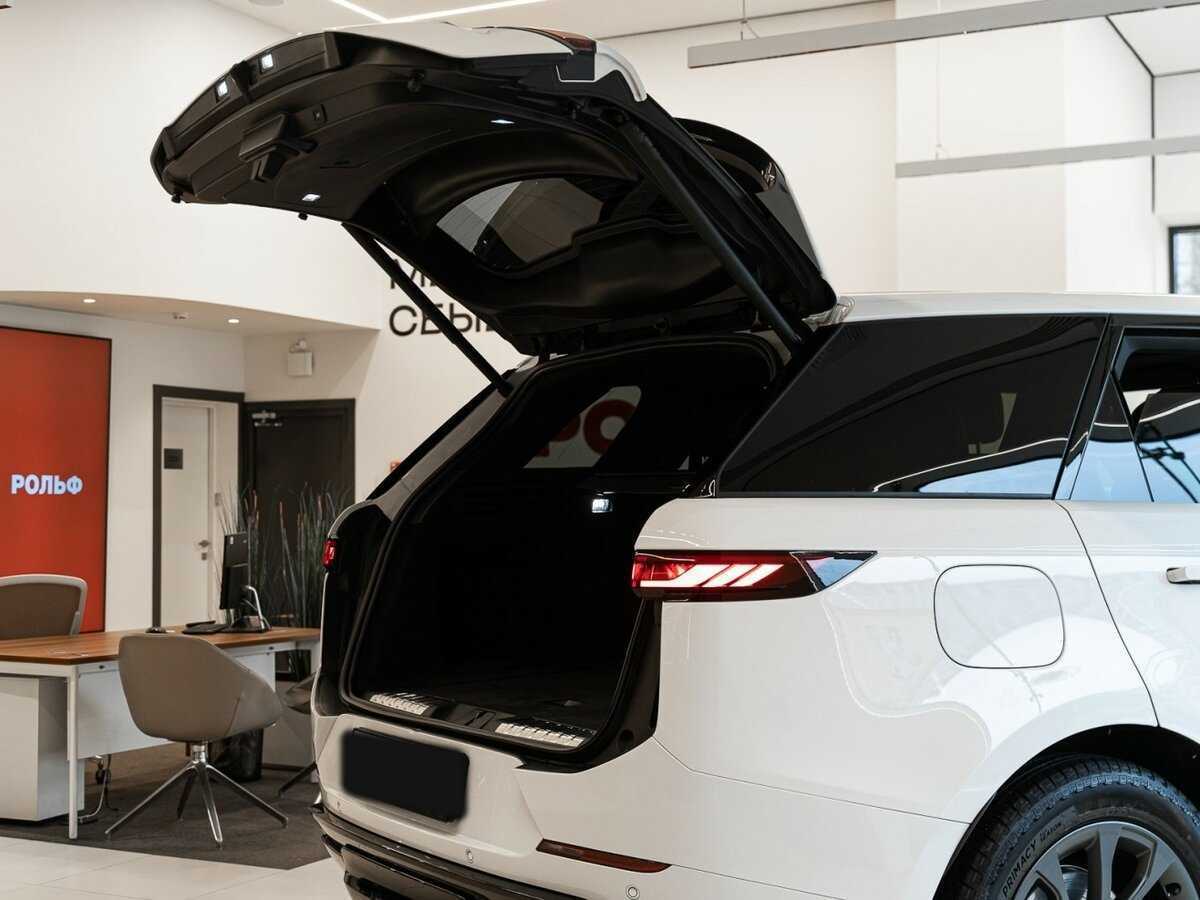 Land Rover Range Rover Sport 2024 года с пробегом. Фото: #10