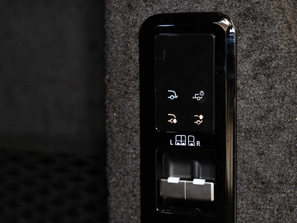 Land Rover Range Rover Sport 2024 года с пробегом. Фото: #20