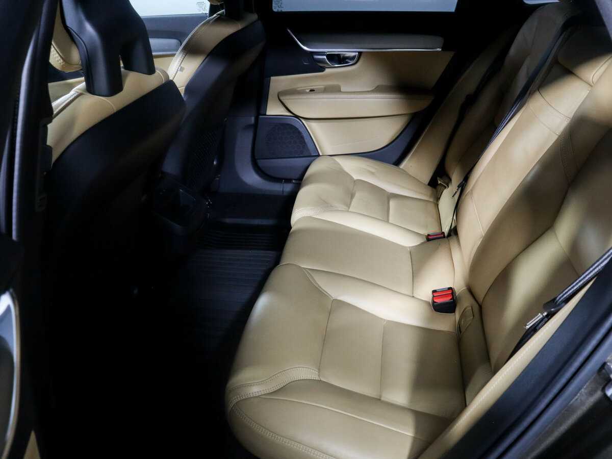 Volvo V90 Cross Country 2017 года с пробегом. Фото: #6