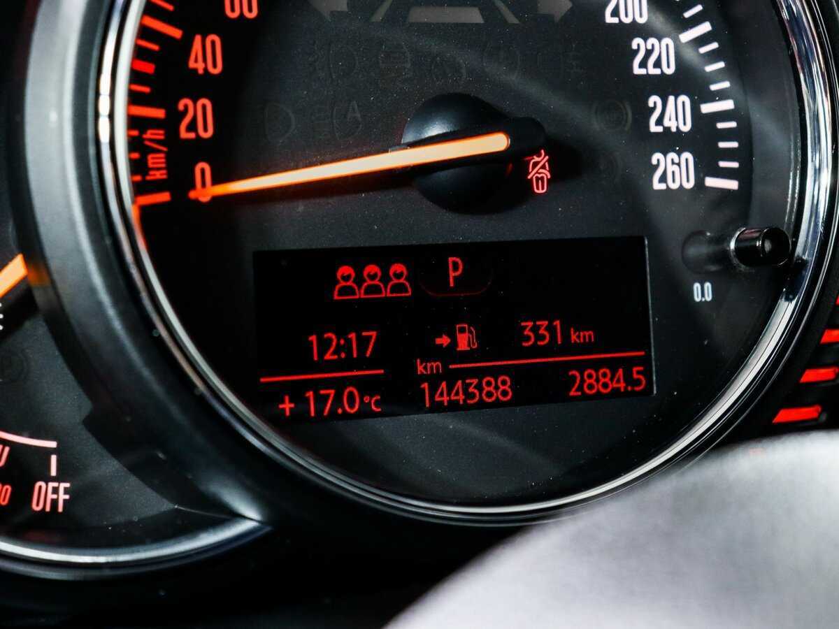 Mini Clubman 2017 года с пробегом. Фото: #7