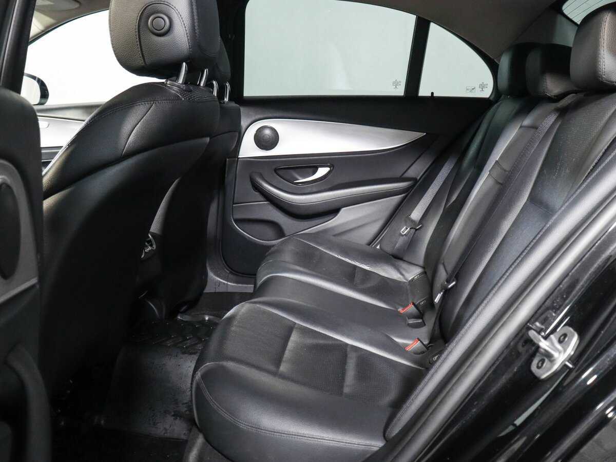 Mercedes-Benz E-Класс 2020 года с пробегом. Фото: #4