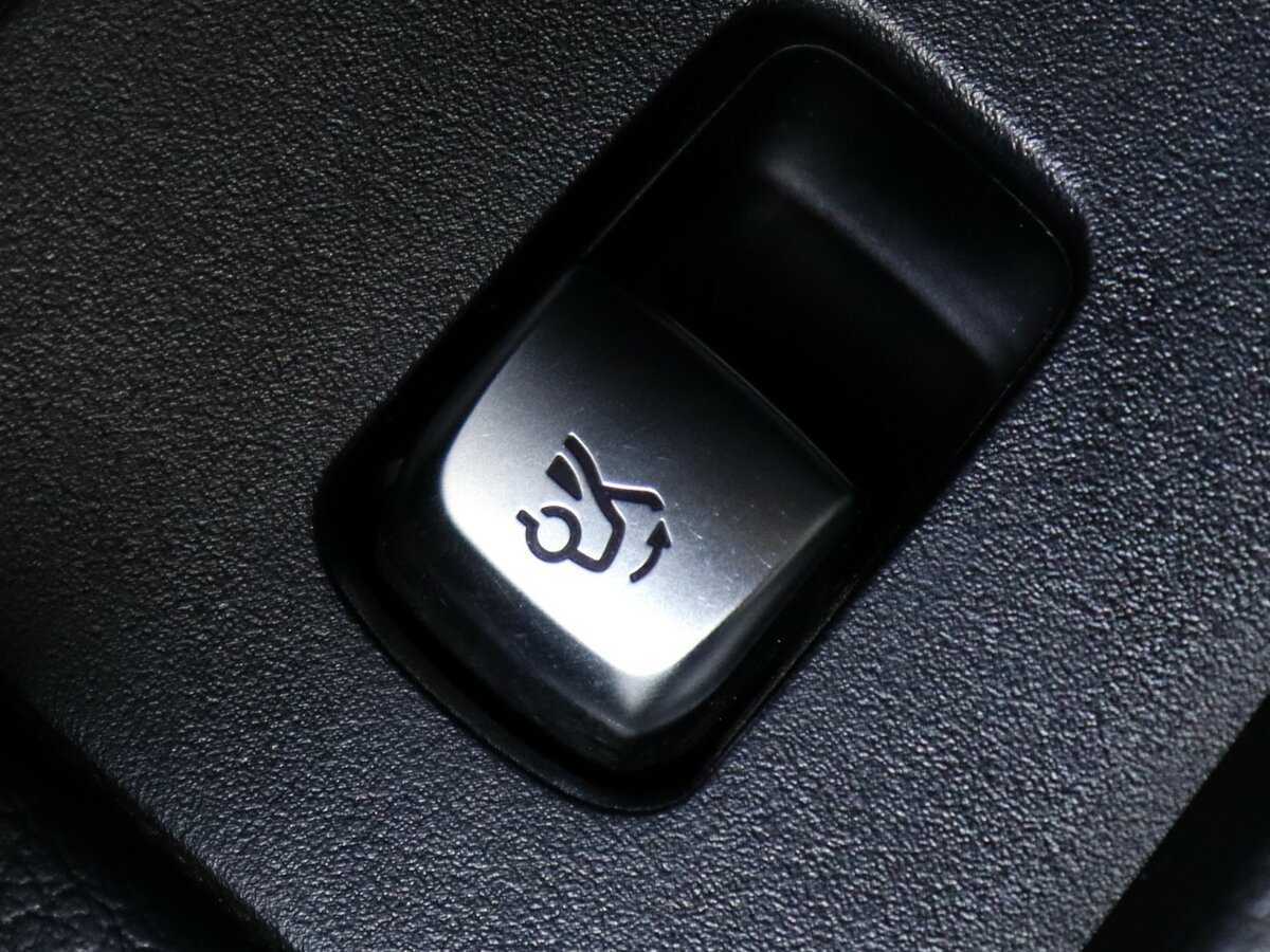 Mercedes-Benz E-Класс 2020 года с пробегом. Фото: #10