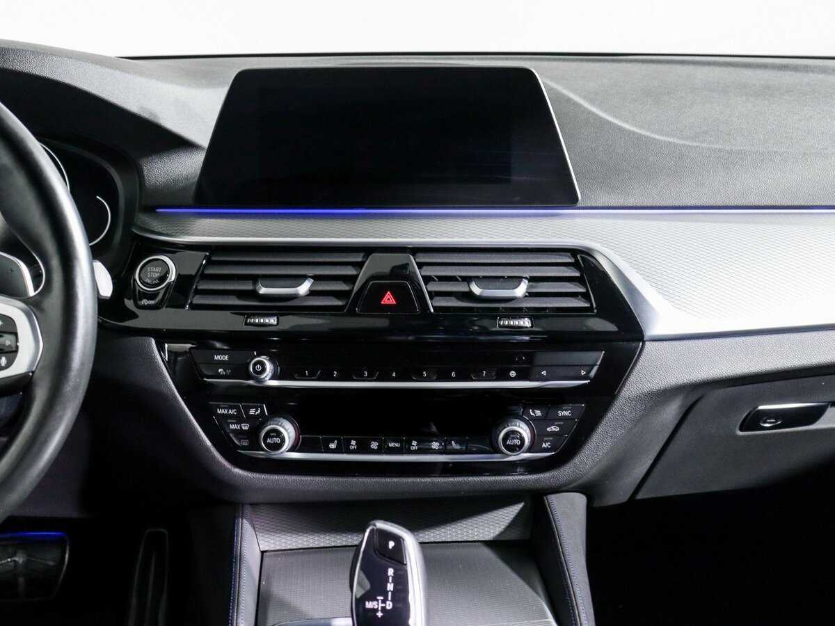 BMW 5 серии 2020 года с пробегом. Фото: #9